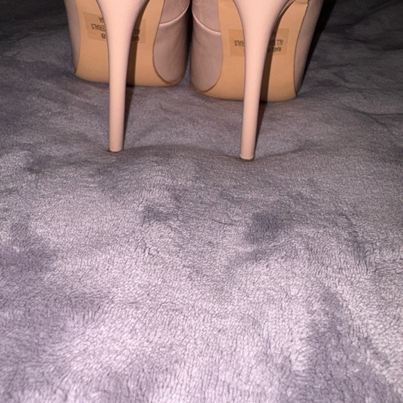 Fashion Nova Blush Pink Heels - Picture 3 of 6